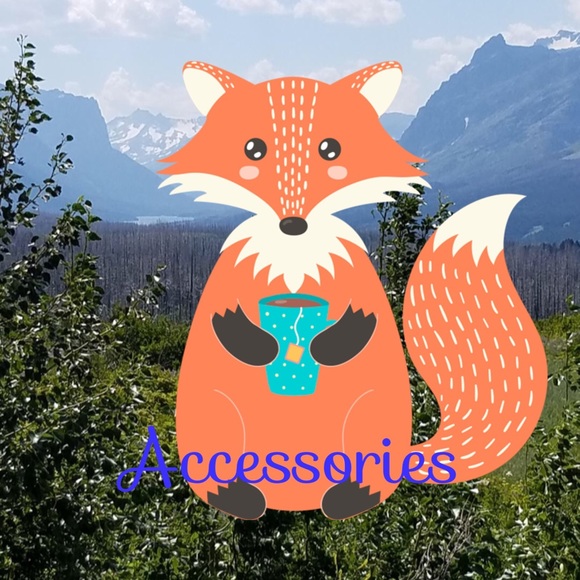 Dainty Mother-of-Pearl 18K Gold plated - Picture 5 of 6